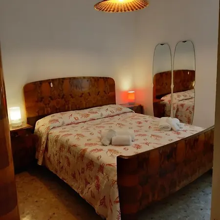 Casa vacanze Nel Int 2 *